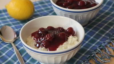 рисовая каша с вишневым киселем