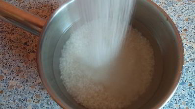 рисовая каша с яблоками и корицей