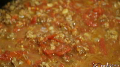 ячневая каша с мясным соусом