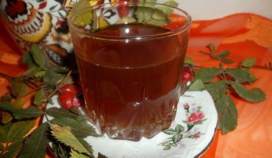 Рецепт чая из плодов шиповника с мелиссой