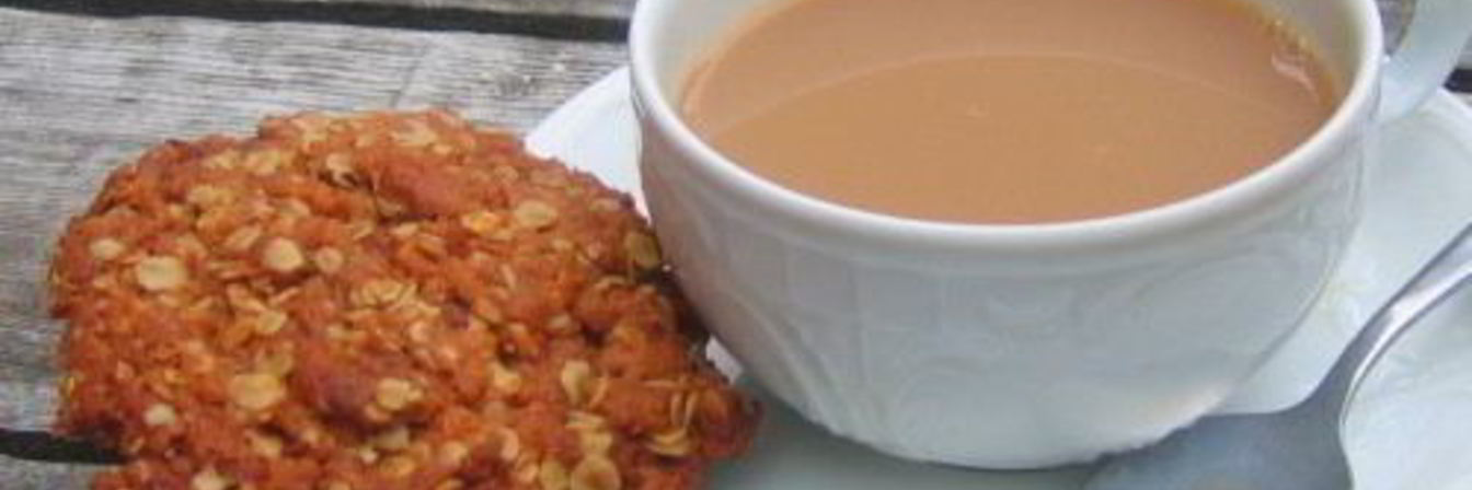 Чай по-татарски со сливками, сметаной и солью