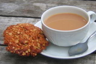 Чай по-татарски со сливками, сметаной и солью