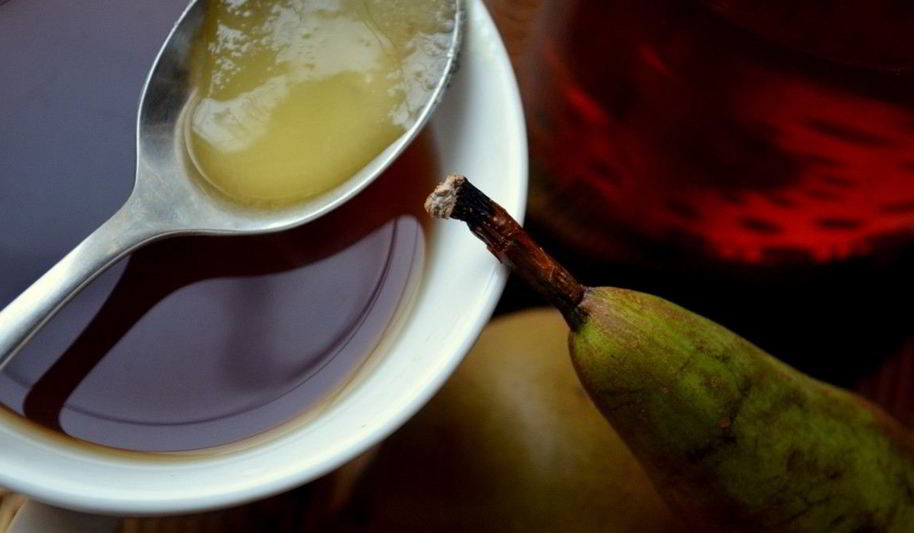 Рецепт чая с грушей и белым перцем