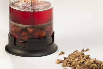 Чай с клубникой и специями