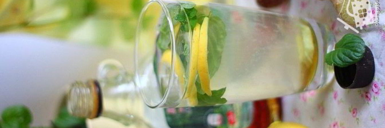 Горячий лимонный чай с имбирем и мятой Франкфурт