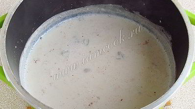 индийский имбирный чай масала с молоком и кардамоном