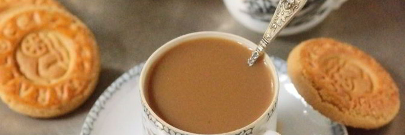 Кофе-чай — молочный чай с кофе из Гонконга