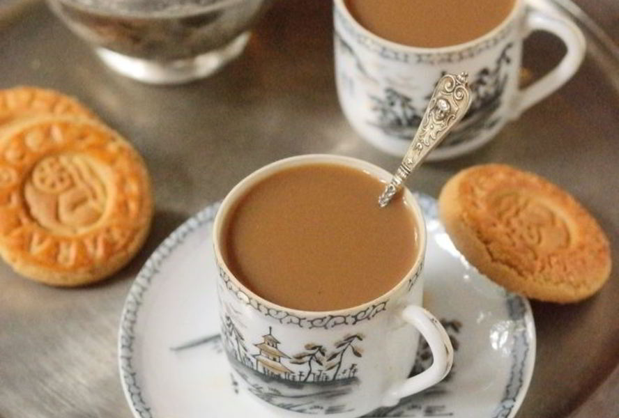 Кофе-чай — молочный чай с кофе из Гонконга