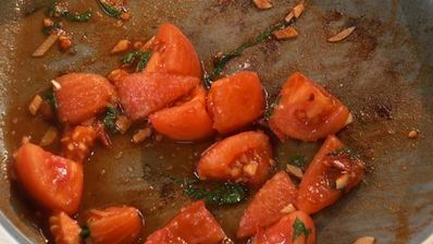 курица с чайным соусом и пюре из фасоли