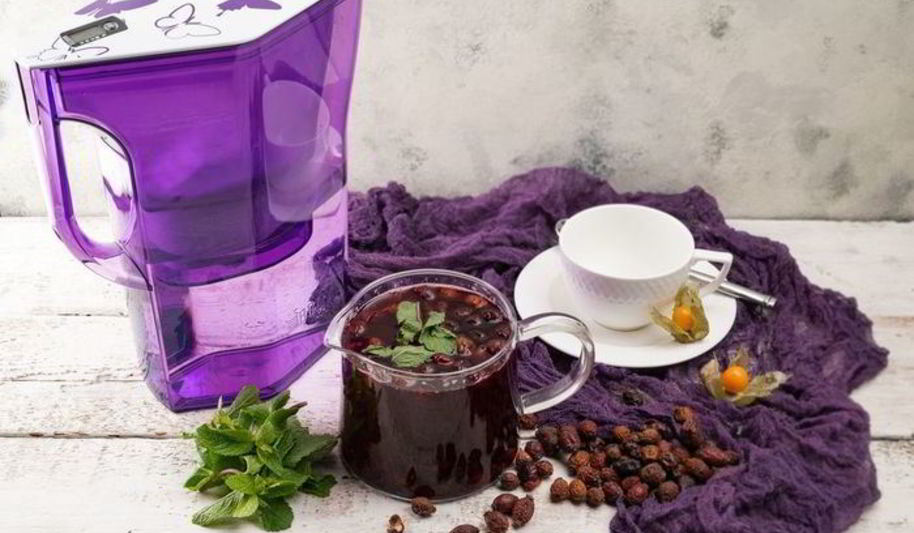 Рецепт витаминного чая с черной смородиной и шиповником