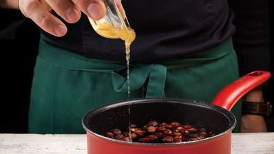 витаминный чай с черной смородиной и шиповником