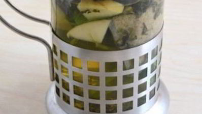 зеленый чай с ромашкой