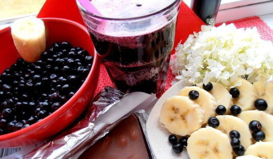 Рецепт черничного коктейля с бальзамом