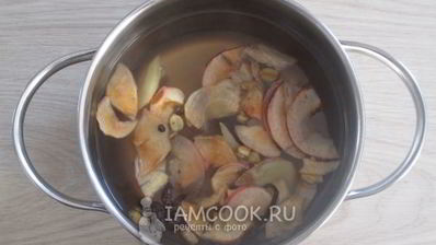 безалкогольный глинтвейн из каркаде