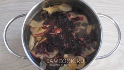 безалкогольный глинтвейн из каркаде