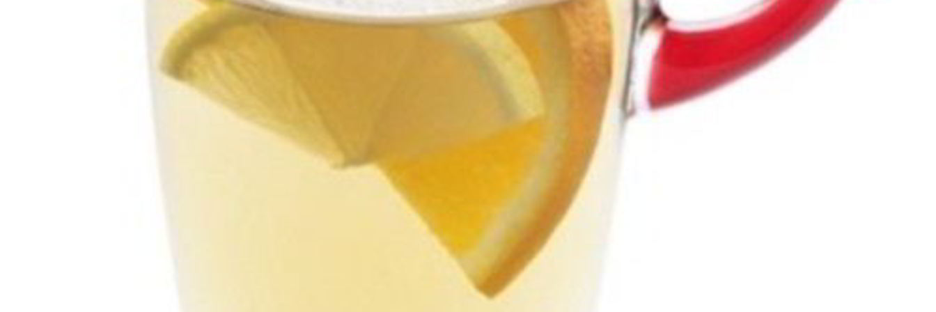 Глинтвейн из белого сухого вина с ромом и изюмом