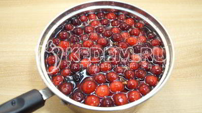 клюквенный безалкогольный глинтвейн