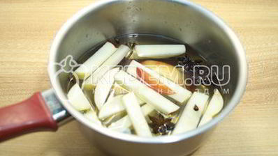 яблочный глинтвейн