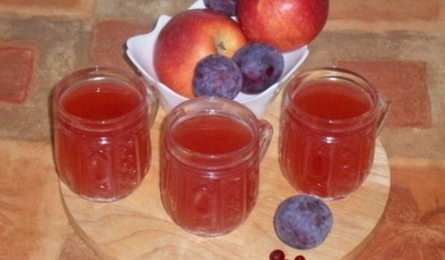 Рецепт киселя с яблоками, сливами и брусникой