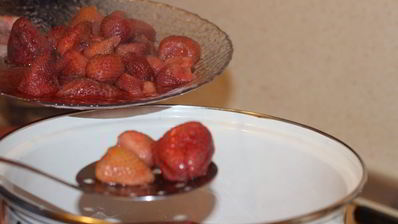 клубничный кисель