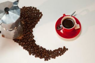 Кофе в гейзерной кофеварке