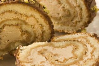 Рождественское полено с кофе