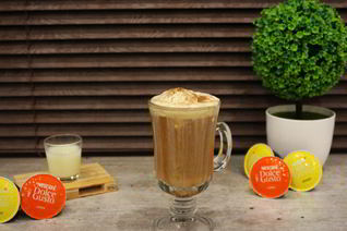 Сливочный кофе с мороженым