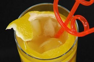 Коктейль Золотой имбирь