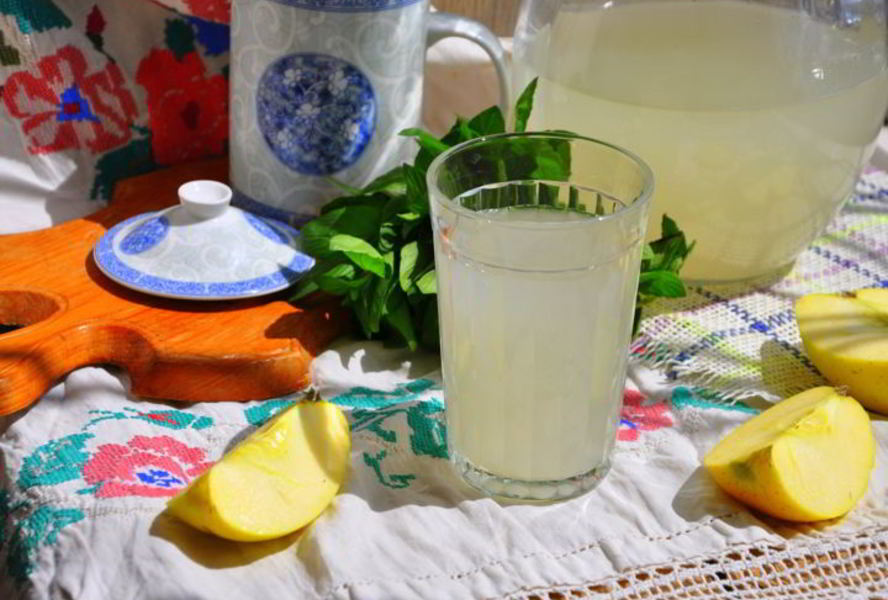 Квас яблочный