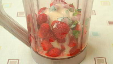 клубничный ликер со сгущенкой