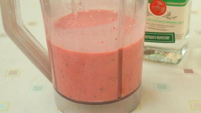 клубничный ликер со сгущенкой