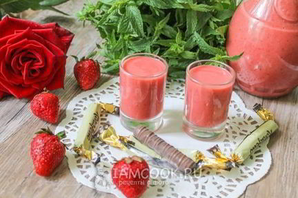 Клубничный ликер