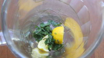 абрикосовый лимонад с мятой