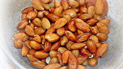 миндальное молоко и сливки