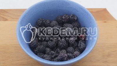 молочно-ежевичный коктейль чудо