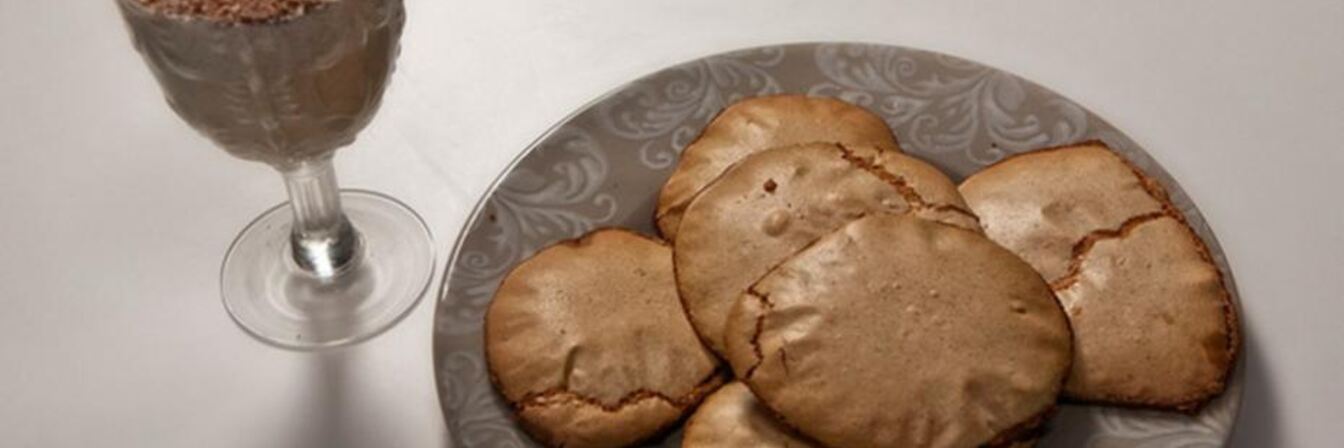 Молочно-миндальный коктейль