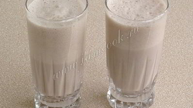 молочный коктейль с коньяком и шоколадным пудингом