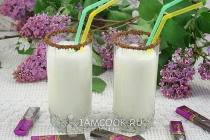 Молочный коктейль с мороженым
