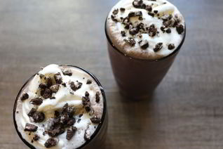 Молочный коктейль с печеньем Орео