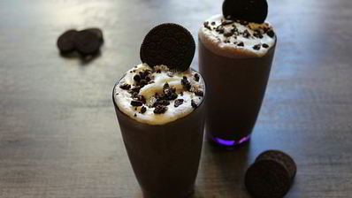 молочный коктейль с печеньем орео