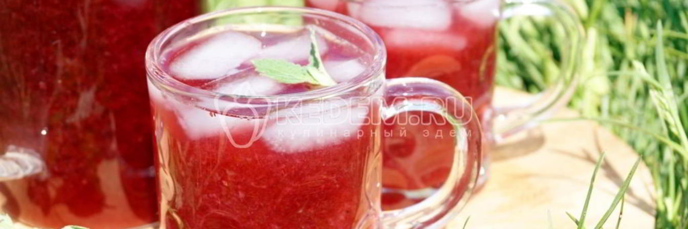 Брусничный морс с мятой