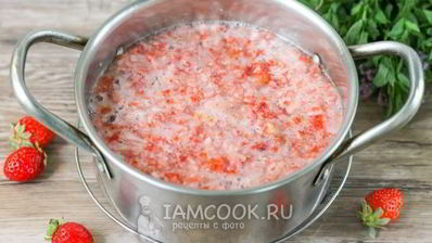 клубничный морс