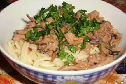 Морской коктейль со спагетти