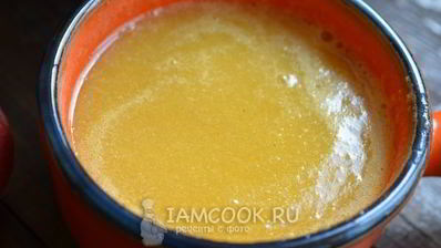 персиковый коктейль с красным вином