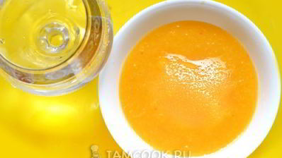 персиковый коктейль с красным вином