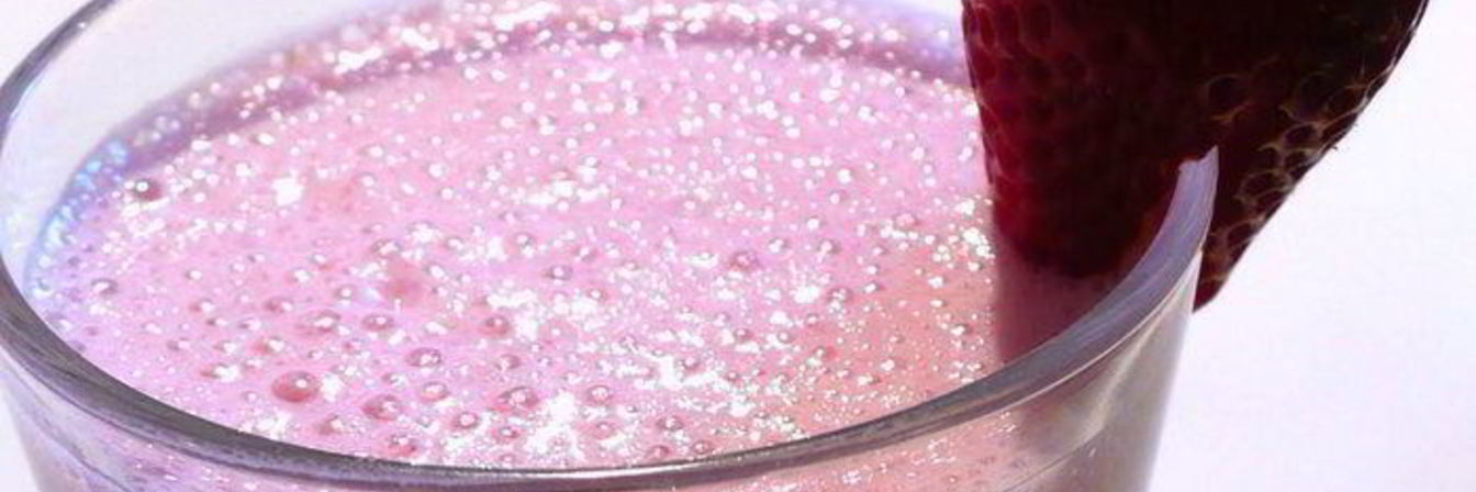 Самый быстрый клубничный коктейль