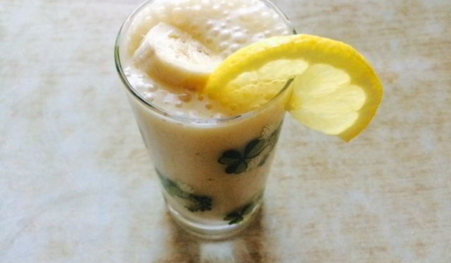 Рецепт бананового смузи с молоком