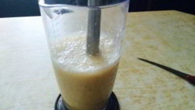 банановый смузи с молоком