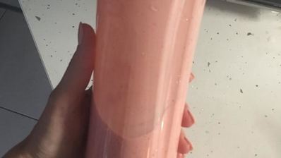 клубнично-ананасовый смузи