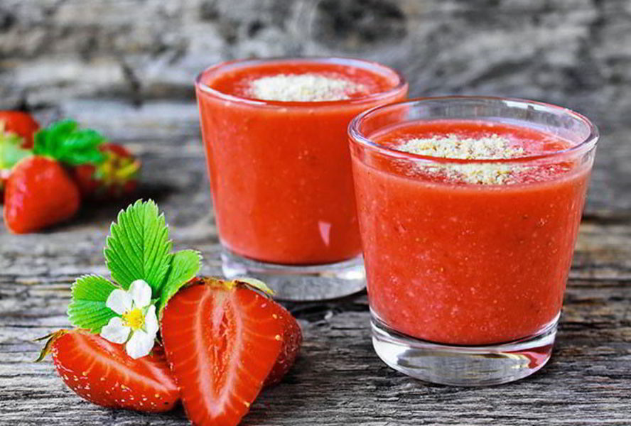 Клубнично-ореховый смузи